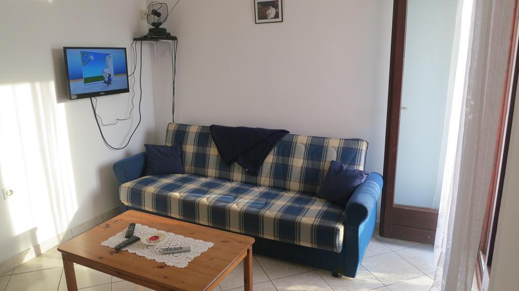 Apartment Josipa Malinska Ngoại thất bức ảnh